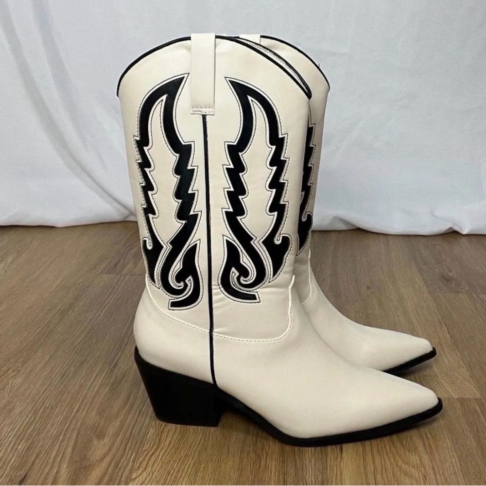 PRINCESS POLLY Billini Cream and Black Western Heeled Boots